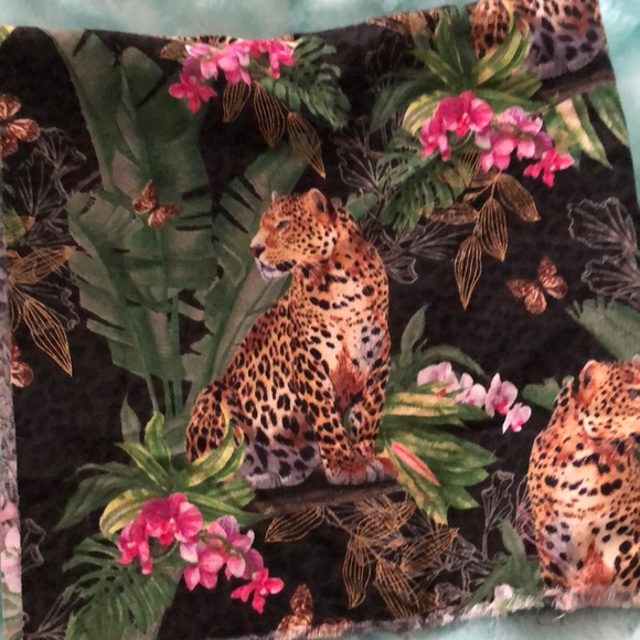 Mexican inspired scraps of fabric. Frida Kahlo, jaguars, and nopales (cactus). - Picture 3 of 6